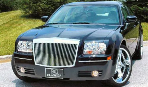 Parrilla Chrysler cromada 300c 2006