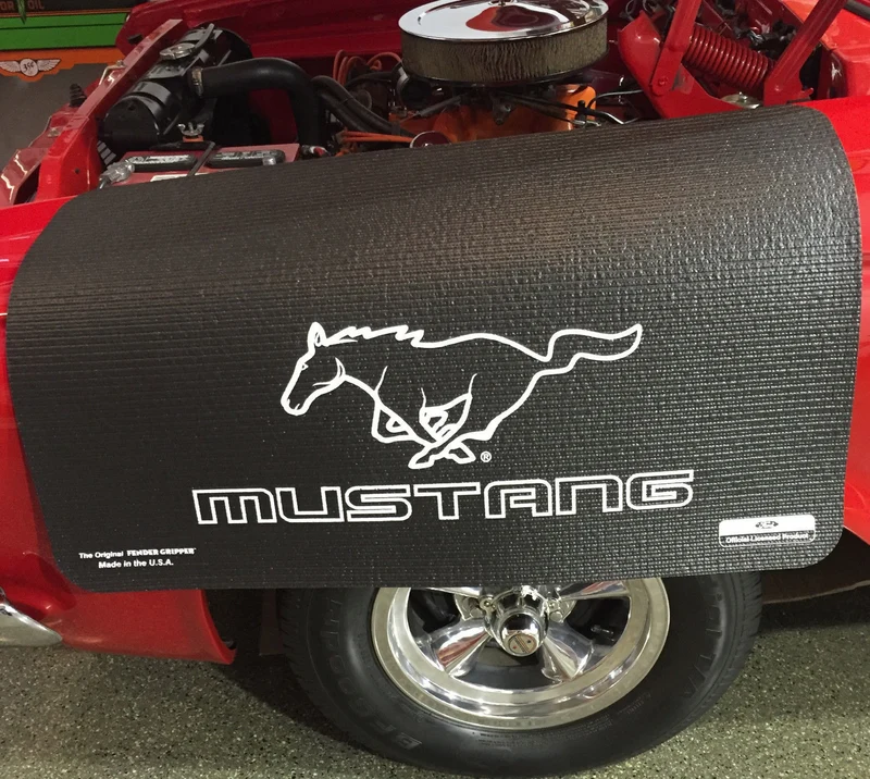 Ford Mustang cubierta para coche