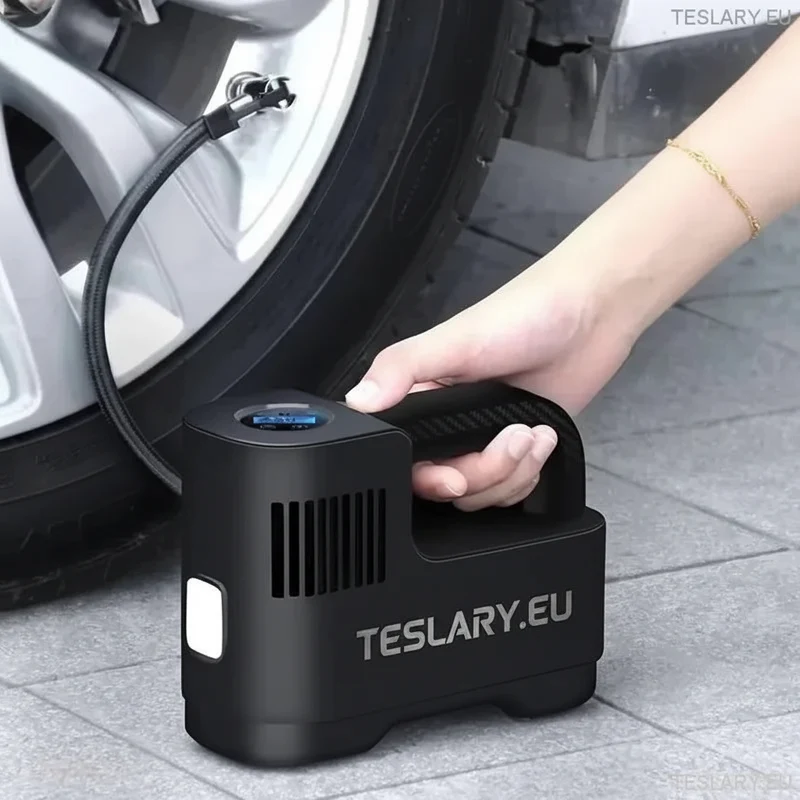Compresor portátil de 12 voltios con pantalla digital: ideal para tu Tesla.