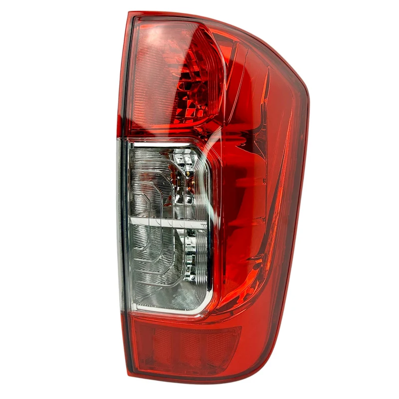 Faro Trasero Nissan Frontier Np300 2015/2021